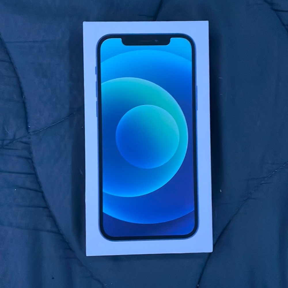 Apple iPhone 12 BOX